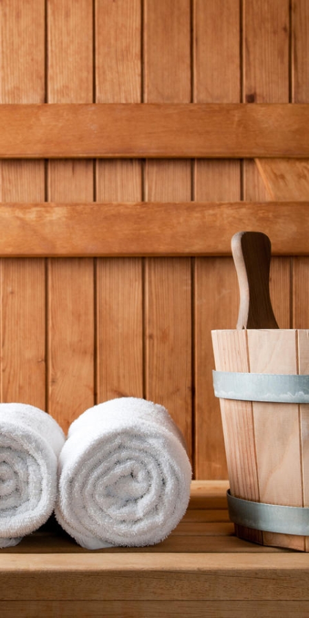 Equipement et linges pour l'infusion dans le sauna