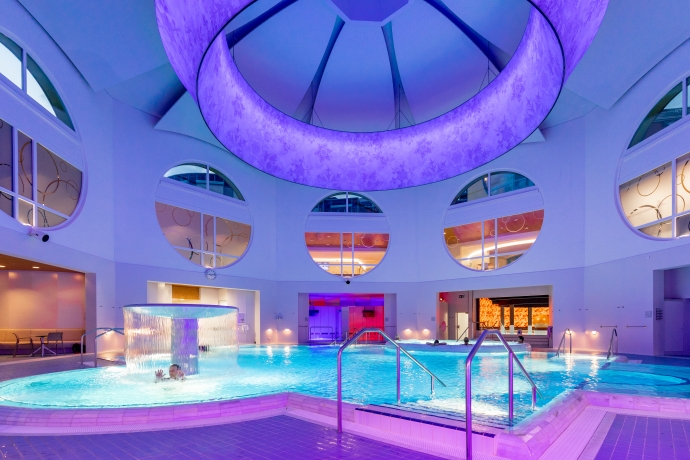 View of the large indoor pool at Bogn Engiadina Scuol View of the large indoor pool at Bogn Engiadina Scuol