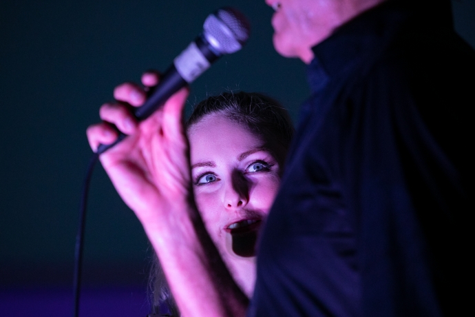 Bo Katzman mit Ronja Bo Katzman mit Ronja